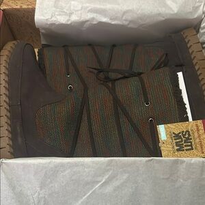 Muk Luks women's footwear water, repellent, memory foam and Sole